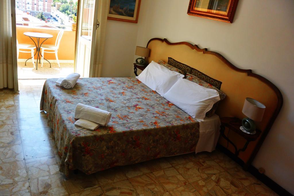 Superpanoramico Bed & Breakfast Cagliari Exterior photo